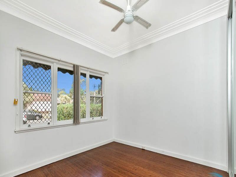 321 TAREN POINT RD, CARINGBAH NSW 2229, 0房, 0浴, House