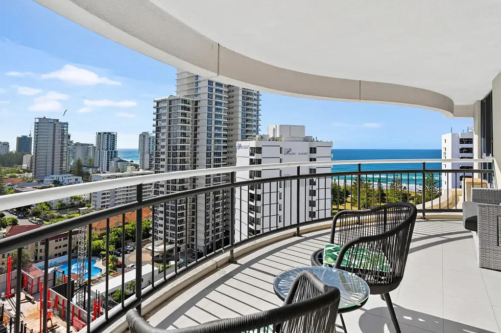 Broadbeach 2બેડરૂમ The Epitome of "Heart of Broadbeach" Living