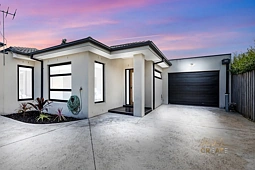 2/55 Ivanhoe Avenue, St Albans