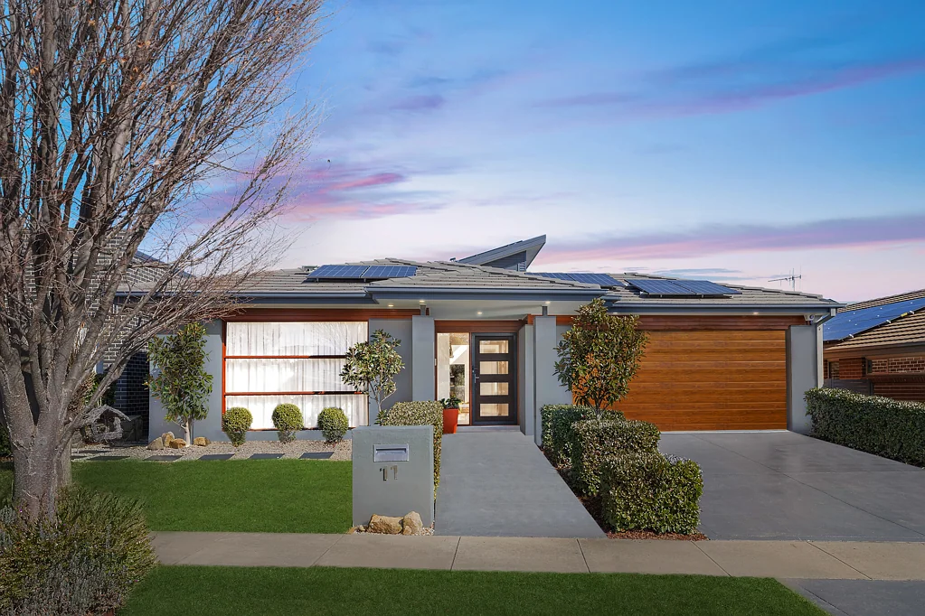 11 Hibberd Crescent, Forde, ACT 2914
