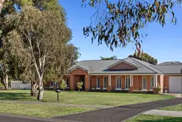 2 Martin Place, Kyneton