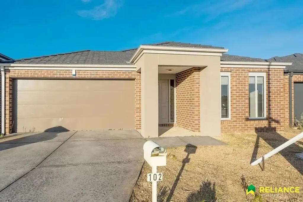 Modern Family Living in the Heart of Craigieburn