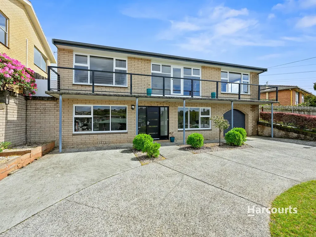 Upper Burnie 4ਬੈੱਡਰੂਮ Owner Says SELL - Act Quickly!