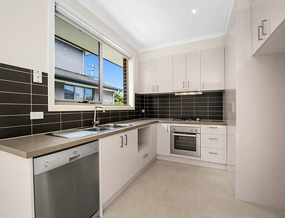 1/1087-1089 North Road, Hughesdale, Bayside, 2 침실, 1 욕실, Townhouse