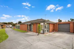 1/2 Steeple Court, Epping