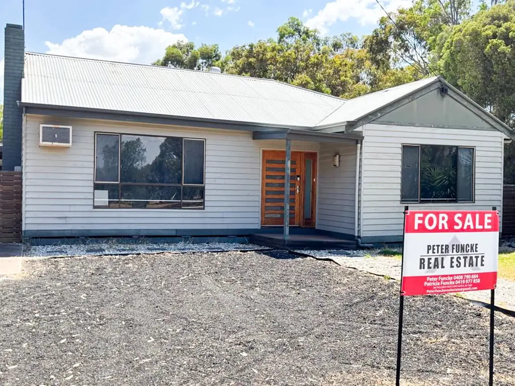 18 Bennett Road, Horsham, VIC 3400