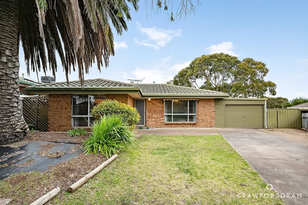 11 Scottsglade Road, Christie Downs, SA 5164