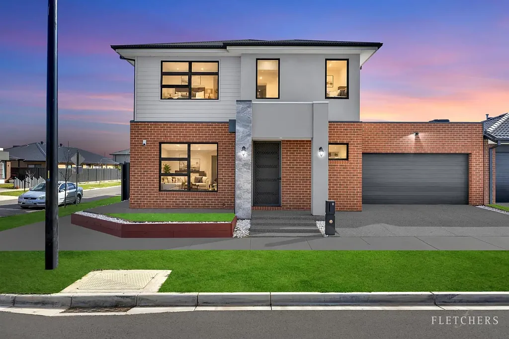 Strathtulloh 4ਬੈੱਡਰੂਮ East Facing Double Story Elegance with Two Master Suites in Prestigious Atherstone Estate