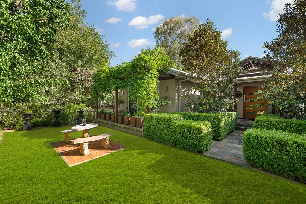 Mudgee 4房  Prestige Living In Leafy East Mudgee