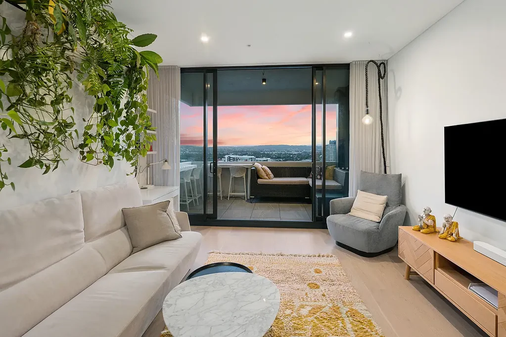Newcastle 2chambre Put simply, penthouse perks and then some more!
