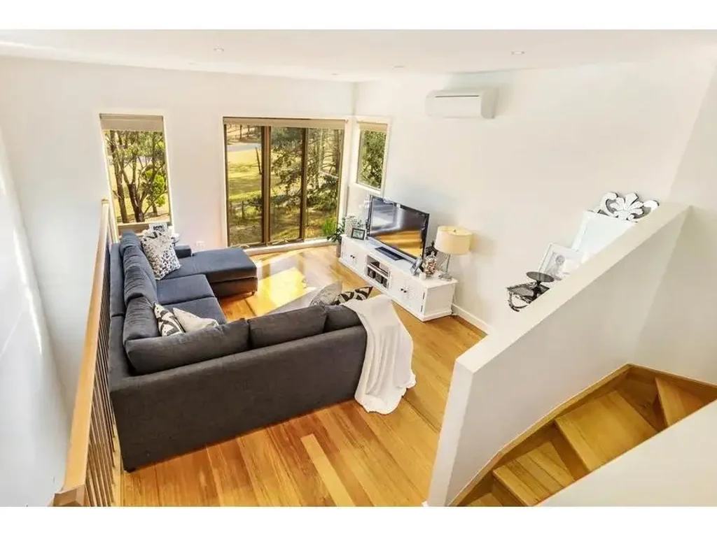 Eltham  STYLISH SPLIT LEVEL DWELLING IN A UNIQUE DEVELOPMENT with parkland vistas...