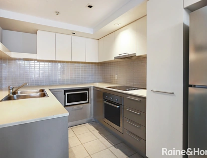 203/18 Enderley Ave, Surfers Paradise, Gold Coast, 2 phòng ngủ, 2 phòng tắm, Apartment