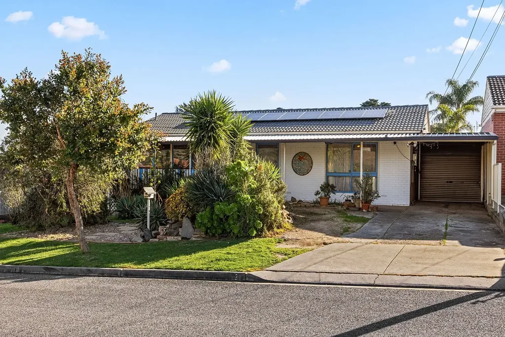 Ridgehaven 4Zimmer Endless Potential in a Leafy North-Eastern Setting