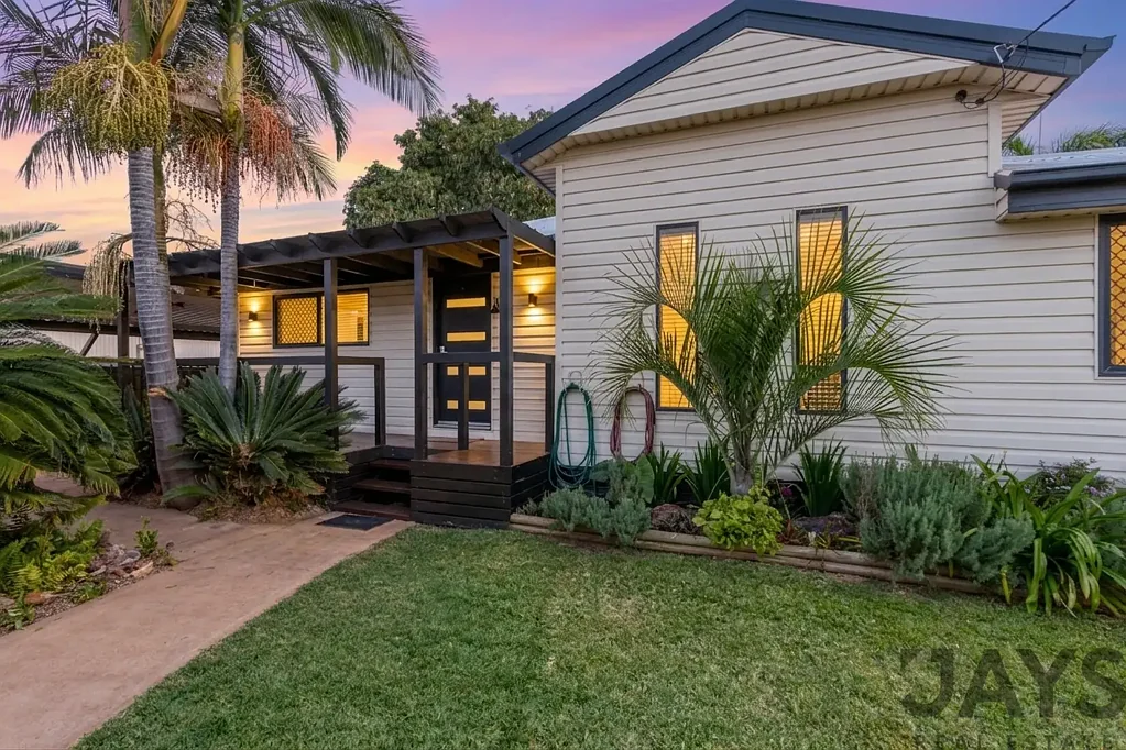 Mount Isa 3침실 Secure Investment with Modern Comfort & Long-Term Tenancy in Prime Winston Location