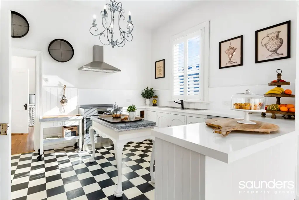 East Launceston 4房  BEAUTIFUL EASTERN SUBURBS HIDDEN GEM!