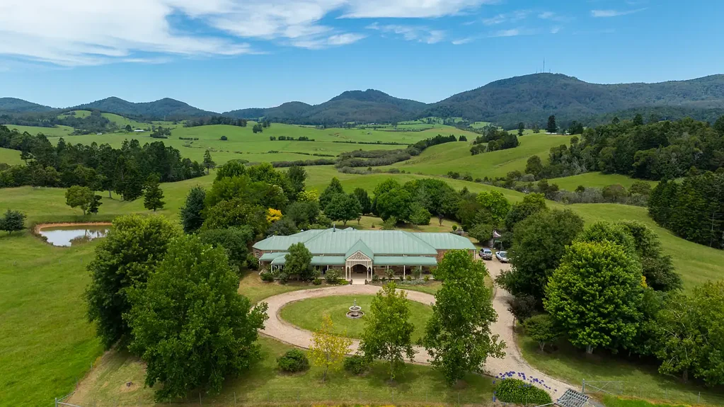 Brooklana Substantial Family Living, Production, Privacy & Country Charm - Coffs Coast NSW