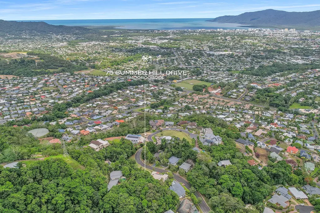 75 Summerhill Drive, Mooroobool, QLD 4870