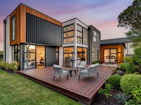 Fendalton 4房  Must be Sold! Vendors have Moved!