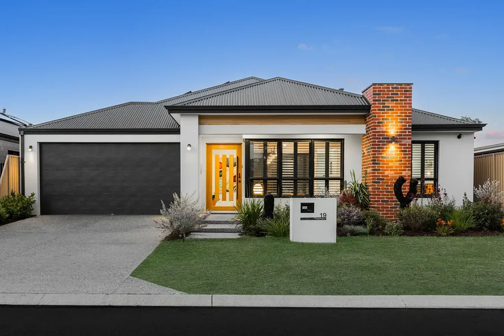 Byford 4 Slaapkamer Luxurious Modern 2024 Built  -The Ultimate Dream Residence