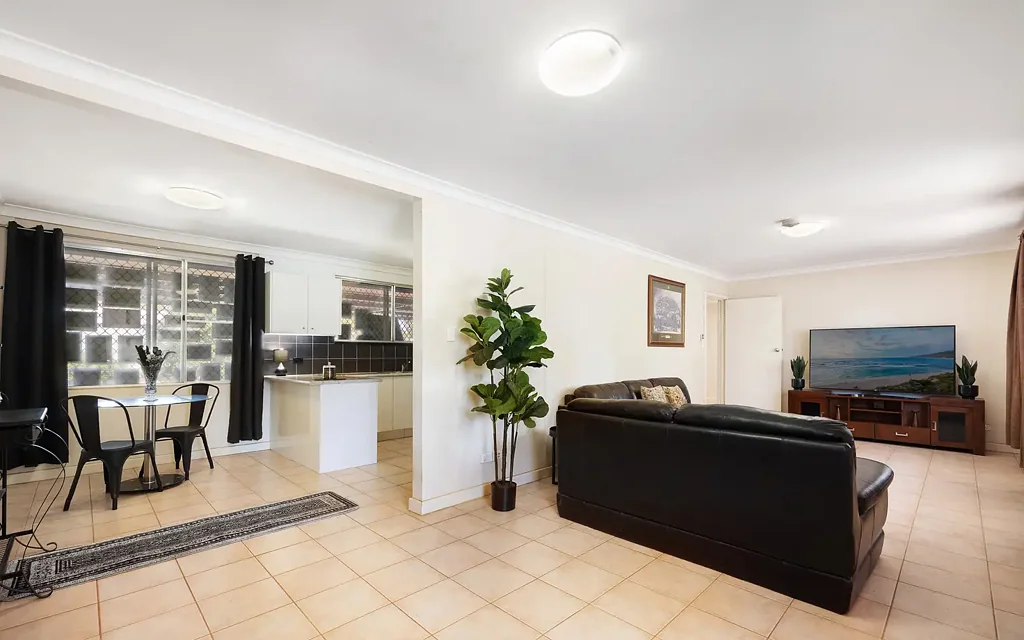 Bulgarra 3 Slaapkamer Convenience, Comfort & a Lifestyle You'll Love!