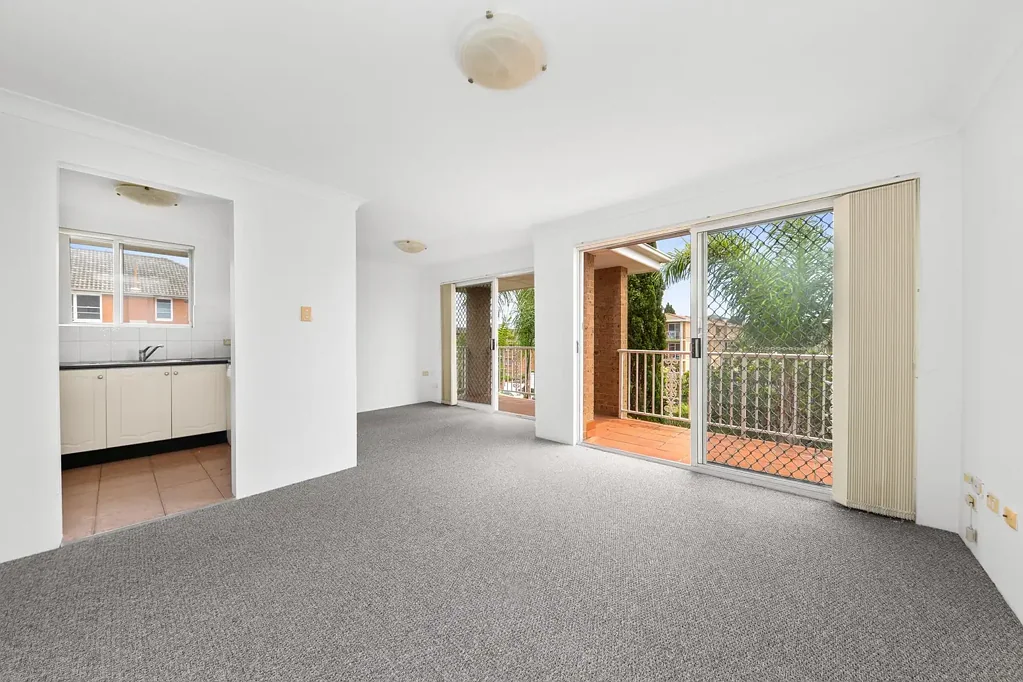 Large Apartment in Central Location