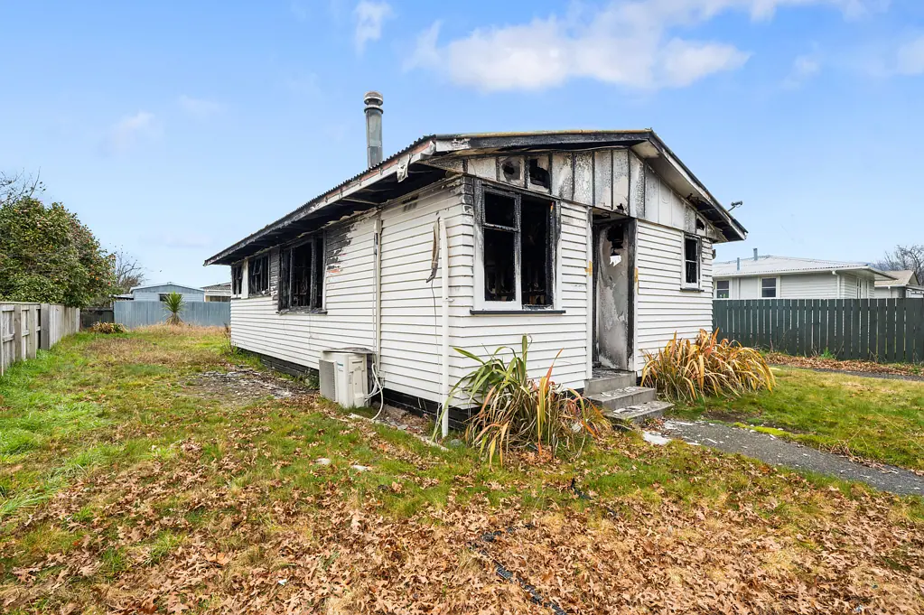 Turangi 3 Bedroom Buy Me Burnt