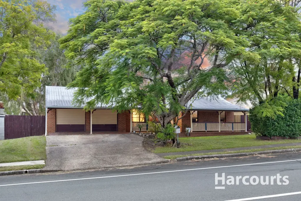 Petrie 4房  Charming Family Home with Pool & Character Features