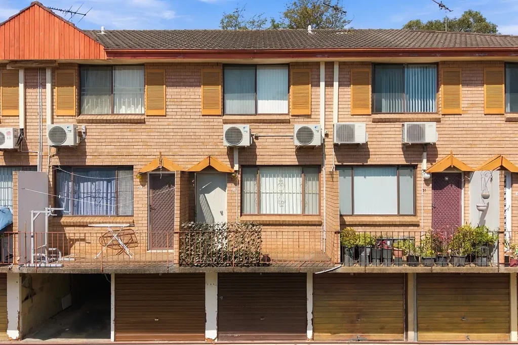 Cabramatta 2Phòng ngủ Stylish & Convenient Townhouse in a Prime Cabramatta Location
