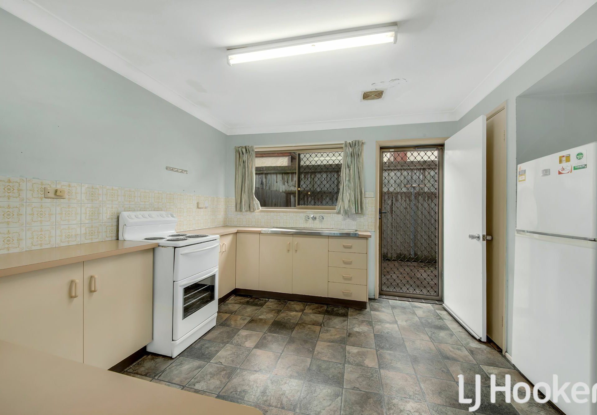 CARRAMAR UNIT 10 17 ROBERTS ST, SOUTH GLADSTONE QLD 4680, 0 chambres, 0 salles de bain, Unit