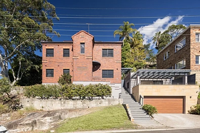 Cammeray 5Moenga Elevated North-Facing Home with Stunning Middle Harbour Views