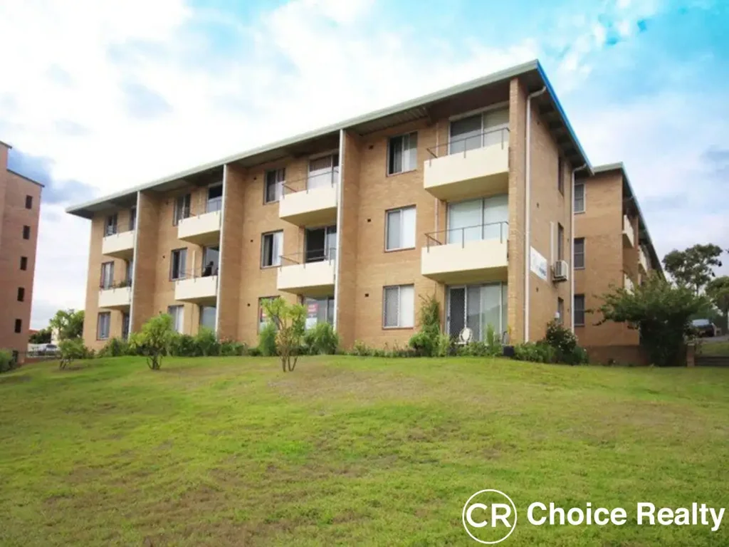 Fully furnished top floor city view apartment