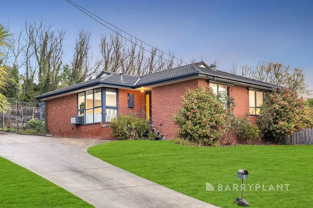 5 David Close, Kilsyth, VIC 3137