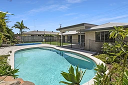 110 Goonawarra Drive, Mooloolaba