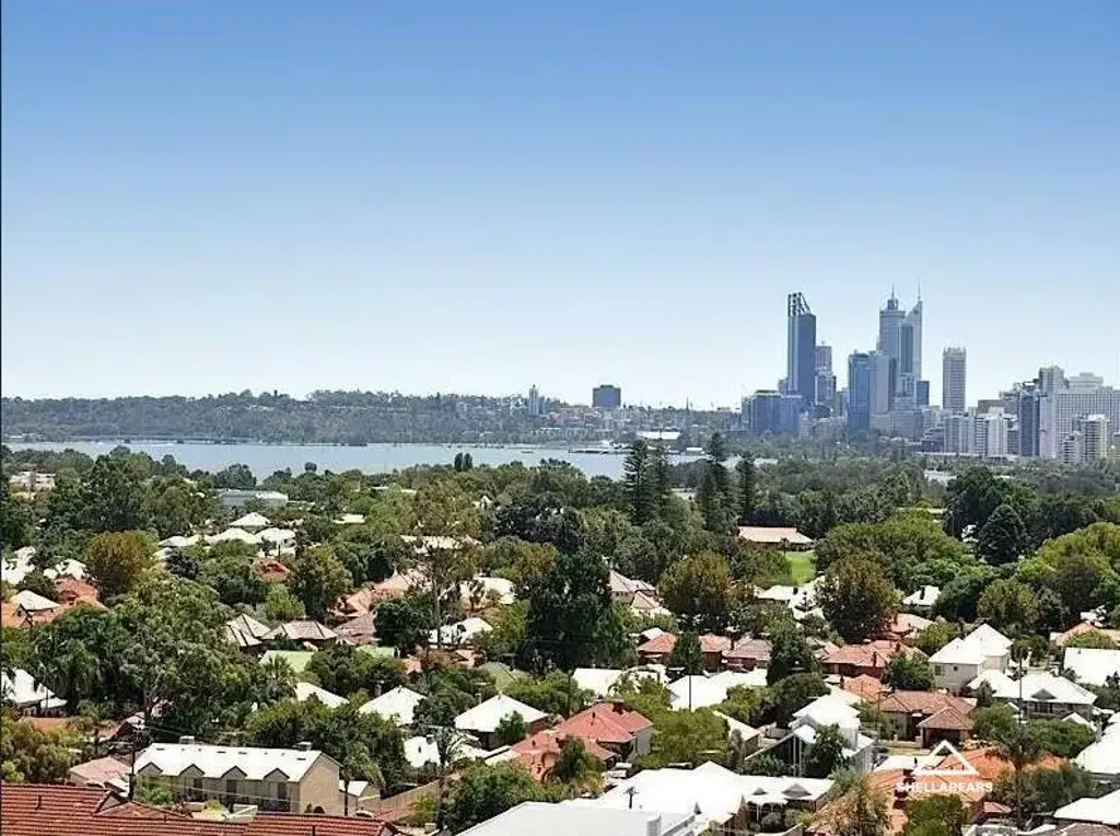 LOW-MAINTENANCE LIVING IN THE HEART OF VICTORIA PARK