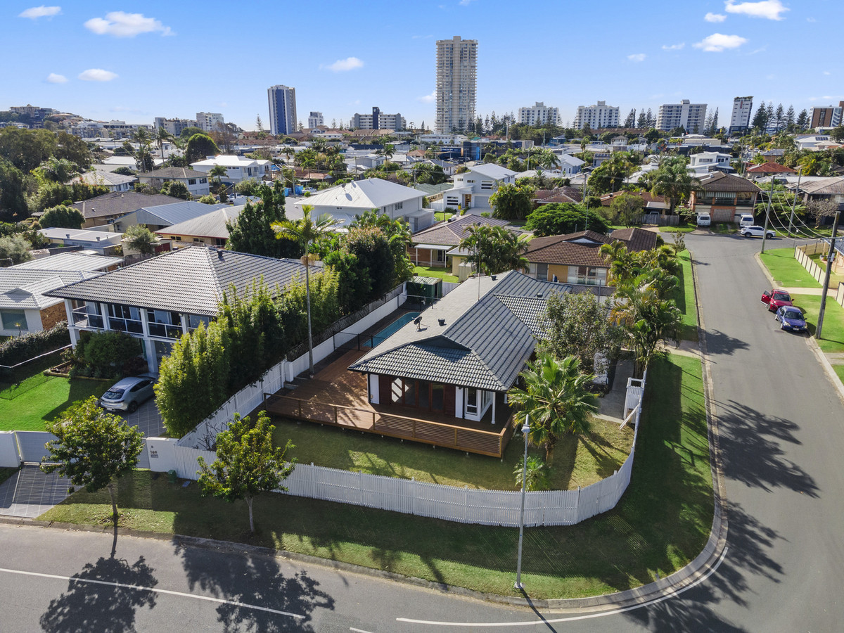 2 CARWELL DR, BURLEIGH WATERS QLD 4220, 0房, 0浴, House