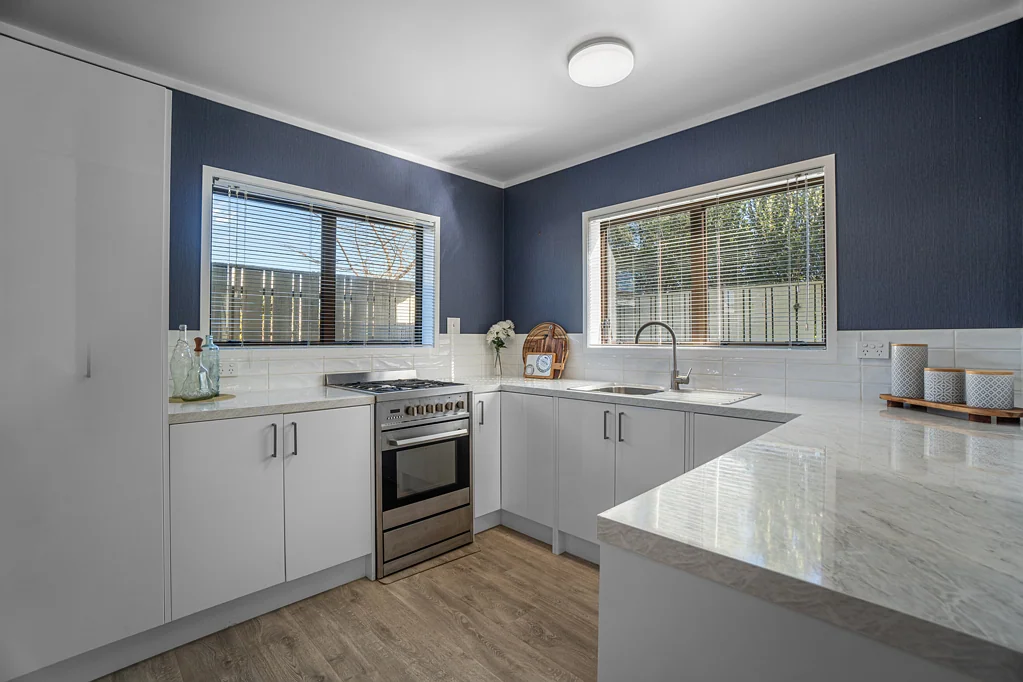 Cambridge 2房  Fully renovated, sunny & walk to town