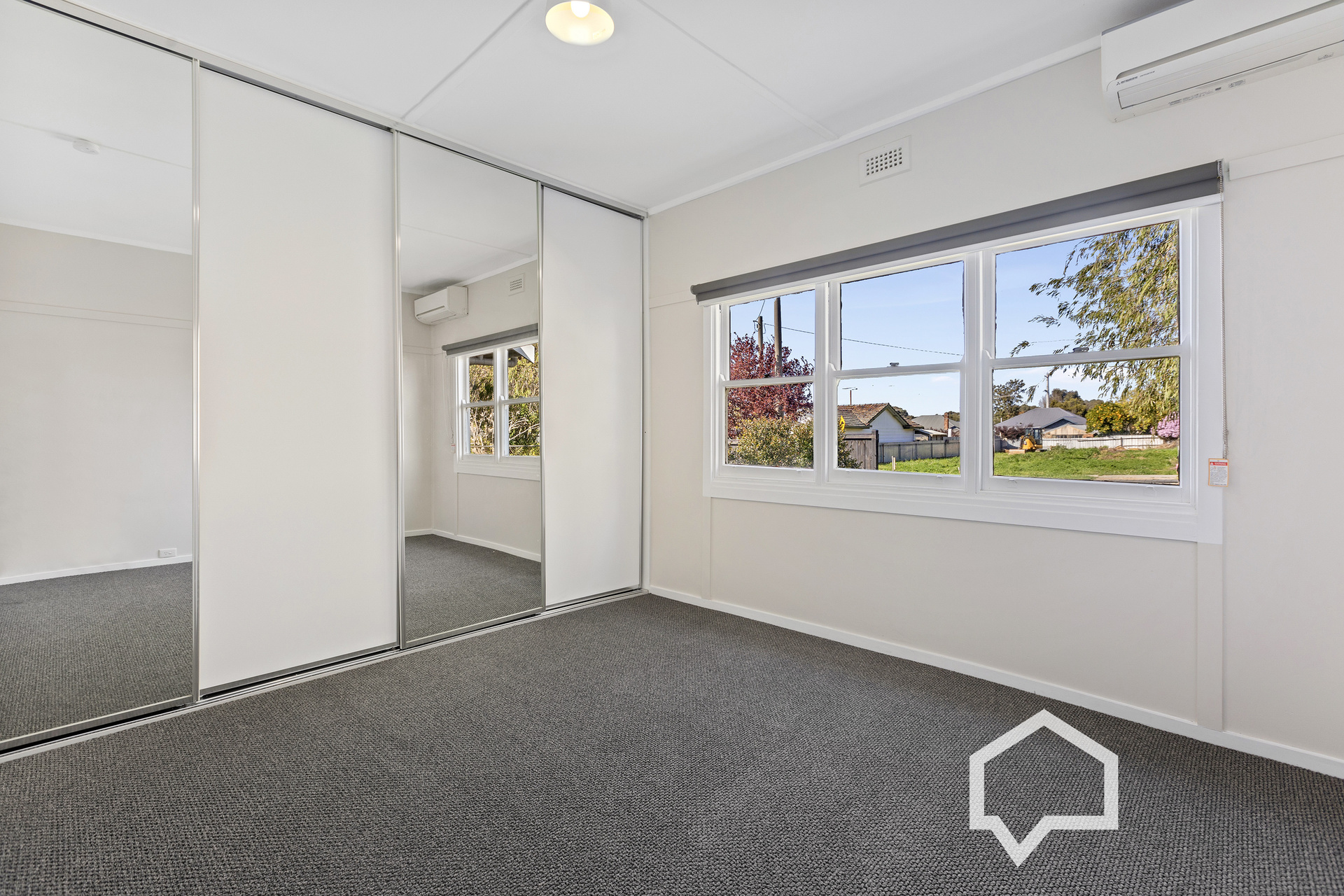 7 WARATAH ST, WHITE HILLS VIC 3550, 0 chambres, 0 salles de bain, House