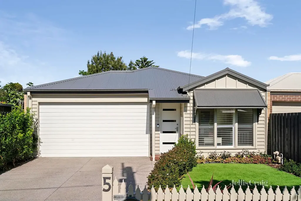 5 Melrose Street, Newport, VIC 3015