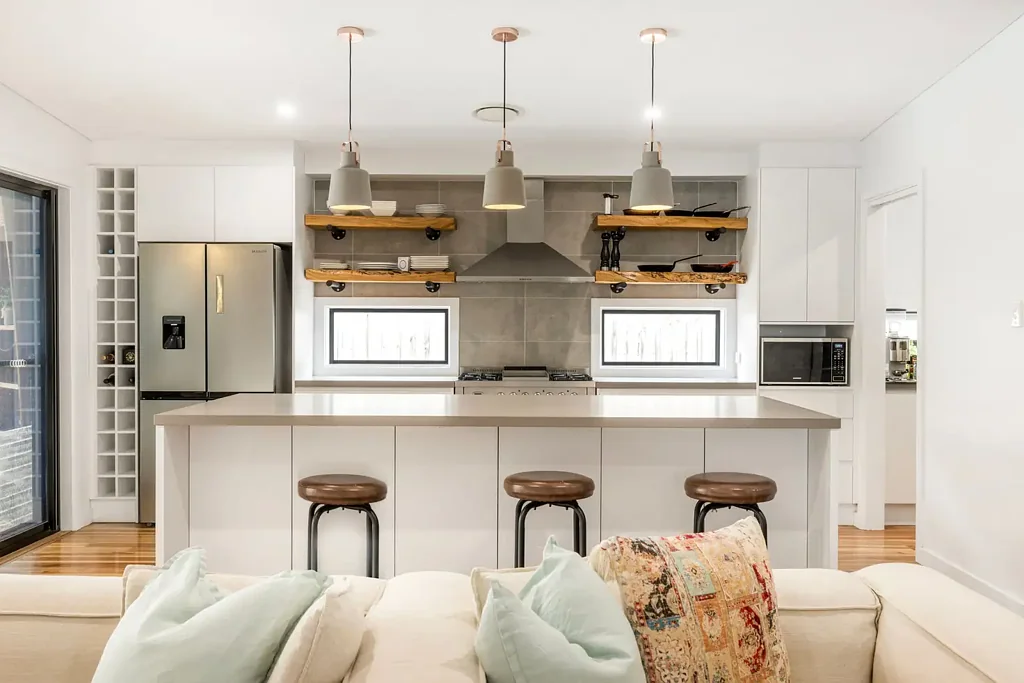 Berry 4ਬੈੱਡਰੂਮ Contemporary Elegance Meets Family Living