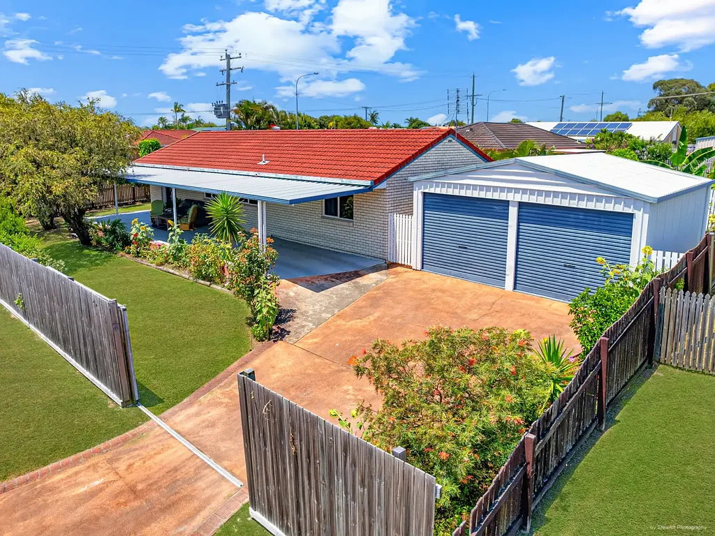 Urangan 3 Slaapkamer Neat as a Pin - Call NOW !