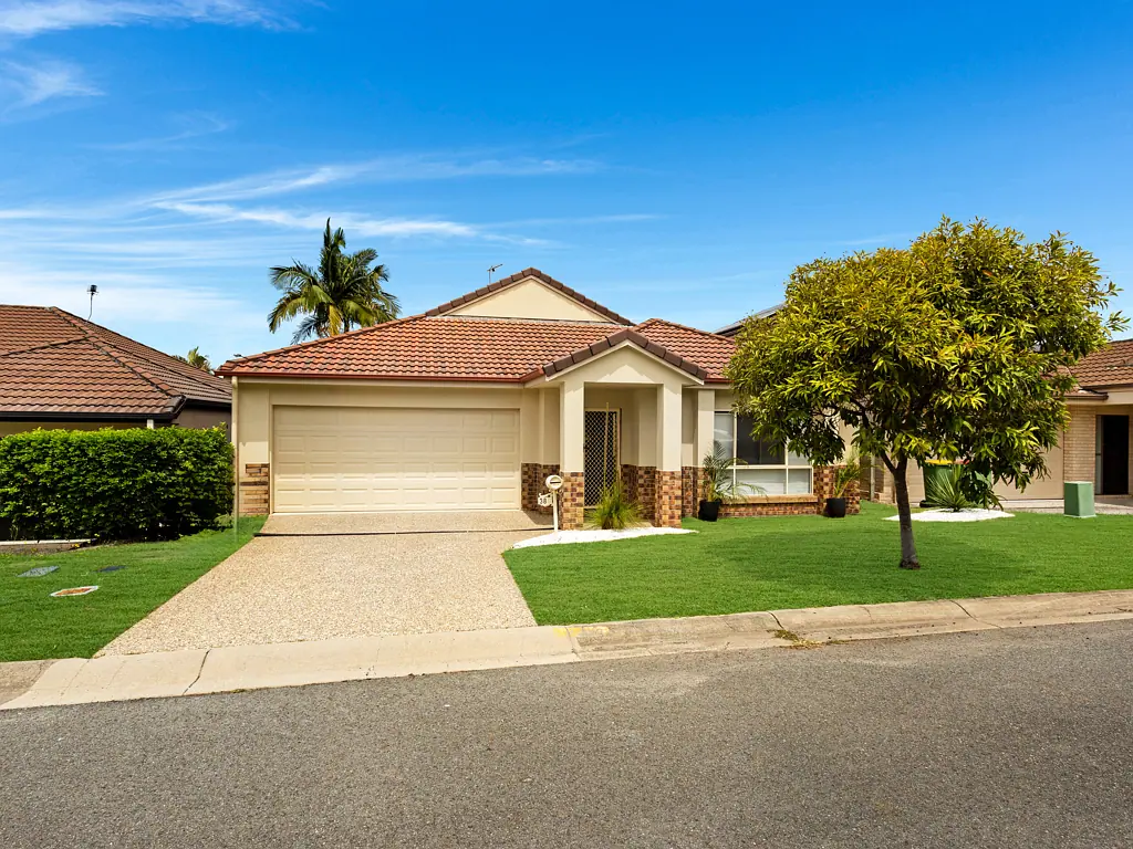 38 Mapleton Circuit, Varsity Lakes, QLD 4227