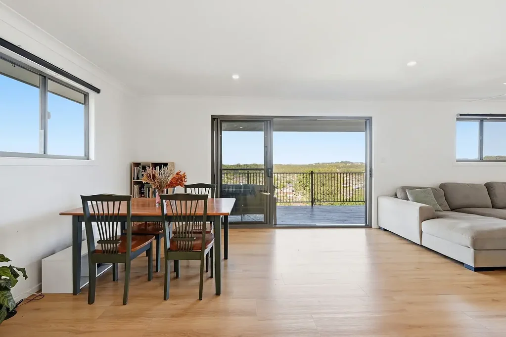 Coffs Harbour 3침실 Elevated Living with Ocean Views