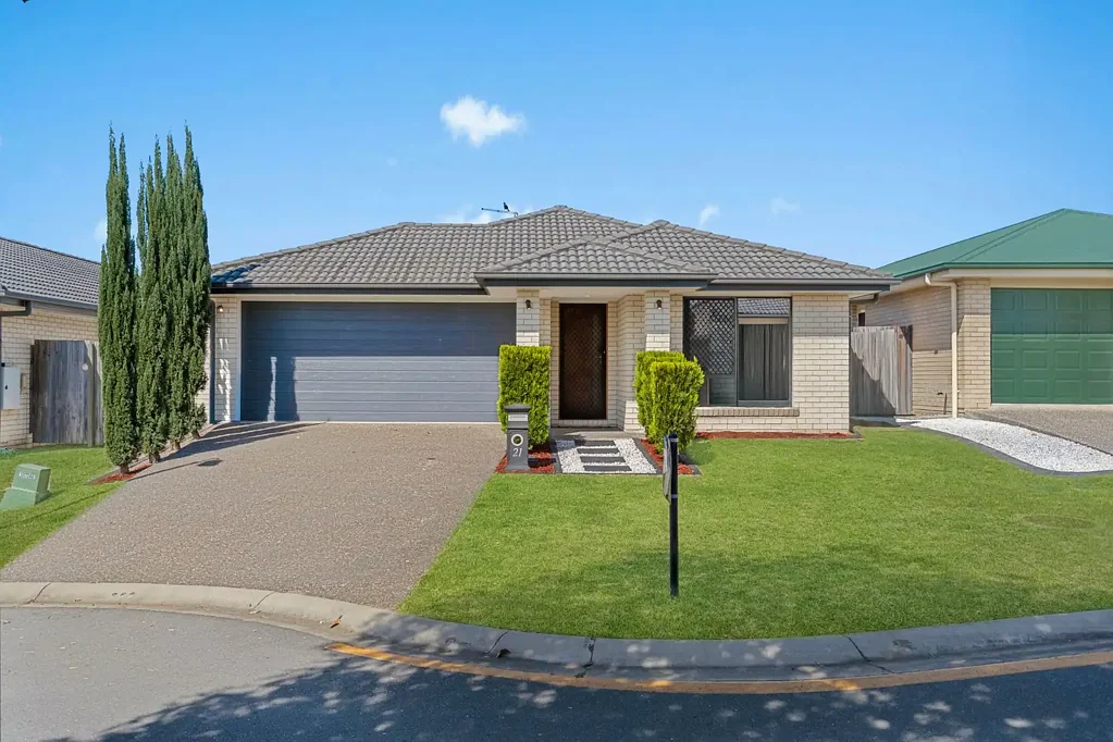 21 Bluestone Drive, Logan Reserve, QLD 4133