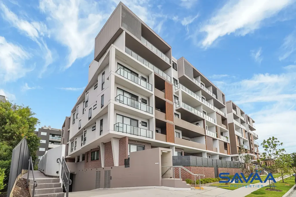 Elegant apartment in the Heart of Seven Hills!