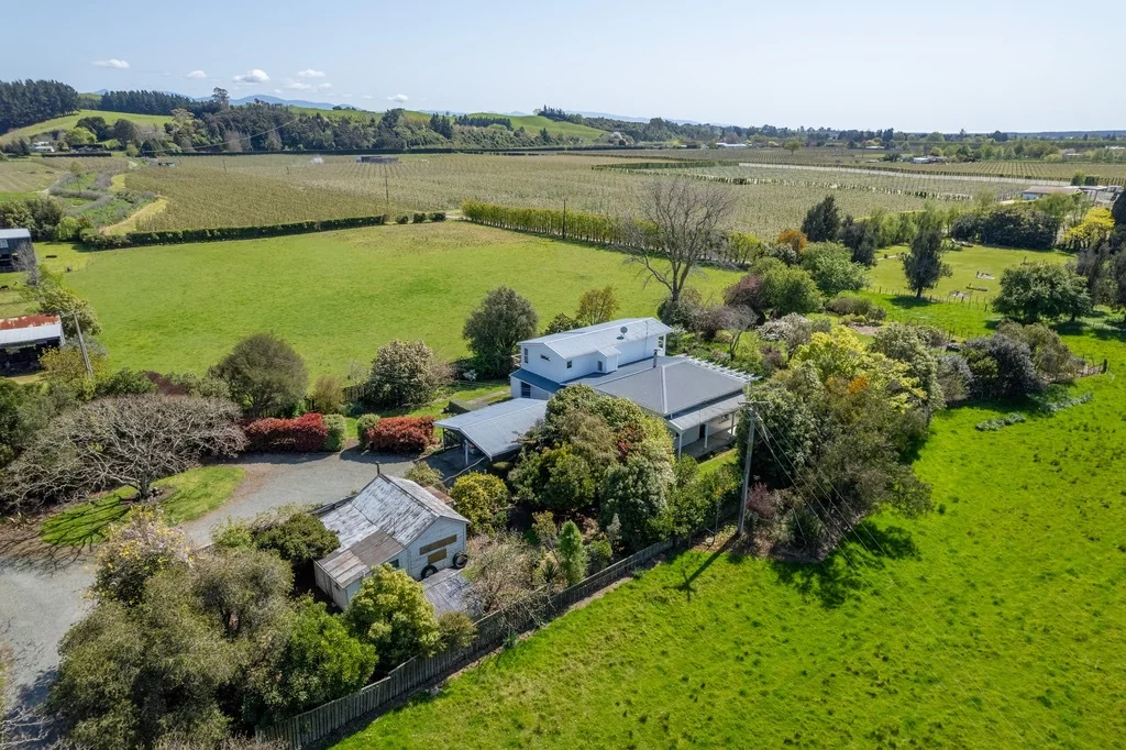 Brightwater 6 ha Lifestyle property with huge sheds