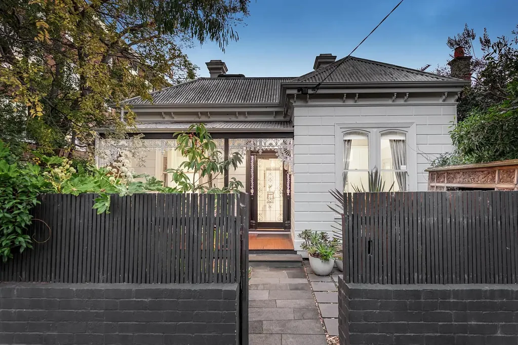 Address Withheld, St Kilda, VIC 3182