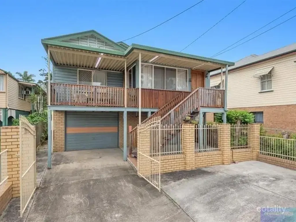 Classic Queenslander Charm Meets Modern Inner-City Living