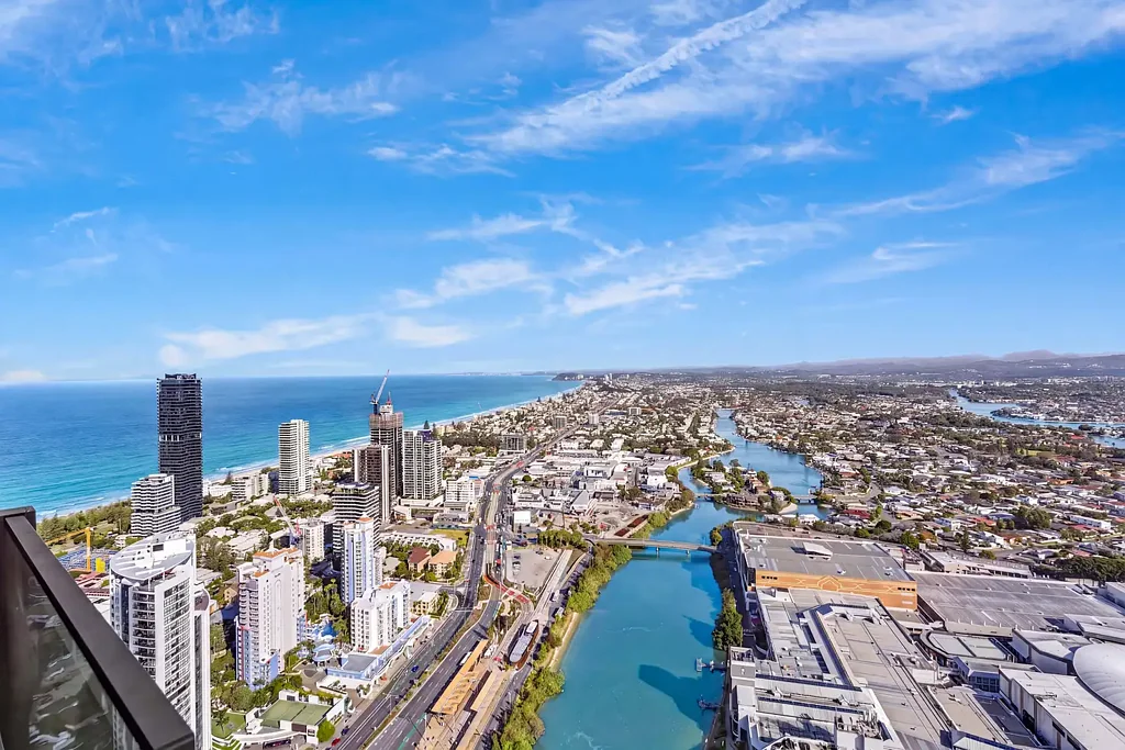 Broadbeach 1બેડરૂમ Panoramic Ocean, Hinterland & City Views in the Heart of Broadbeach
