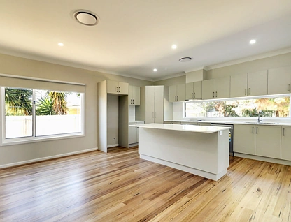 284 Harfleur Street, Deniliquin, Murray, 4房, 2浴, House