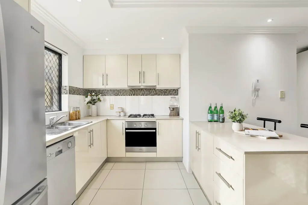 Enfield 2Zimmer North-Facing Townhouse Offering Space, Style & Light in a Boutique Complex
